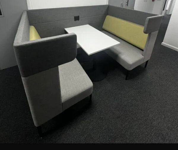 OCEE Design FourUs Work Booth