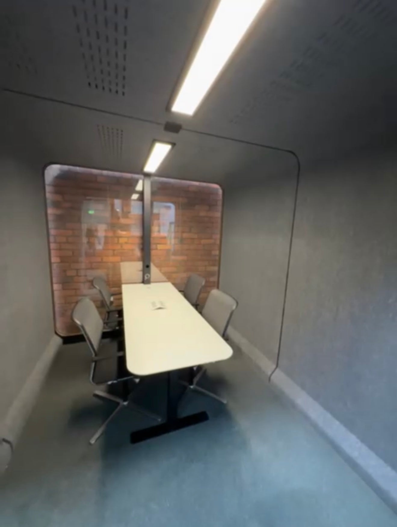 Framery 2Q acoustic 4/6-person privacy workspace Pod