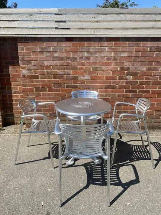 The Jorge Pensi Toledo aluminium dining table