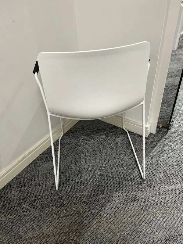 Fredericia Pato Sledge 4111 Dining & Conference Chair – Stacking Design