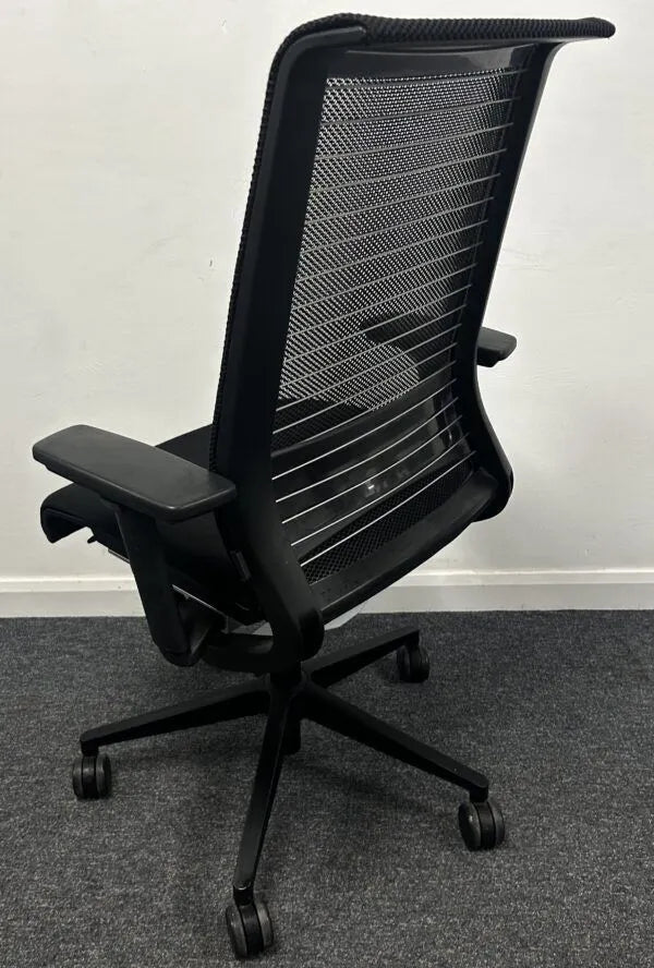 Steelcase Think V1 Executive Task Chair – Black