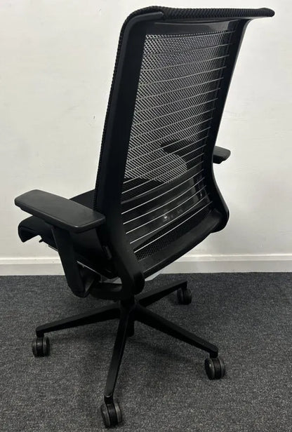 Steelcase Think V1 Executive Task Chair – Black