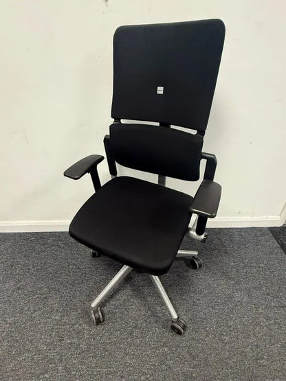 Steelcase Please V2 Executive Task Chair – Xtreme Havana Black